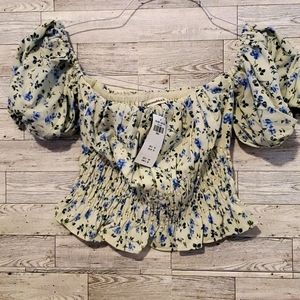 Abercrombie & Fitch Crop Top - Small